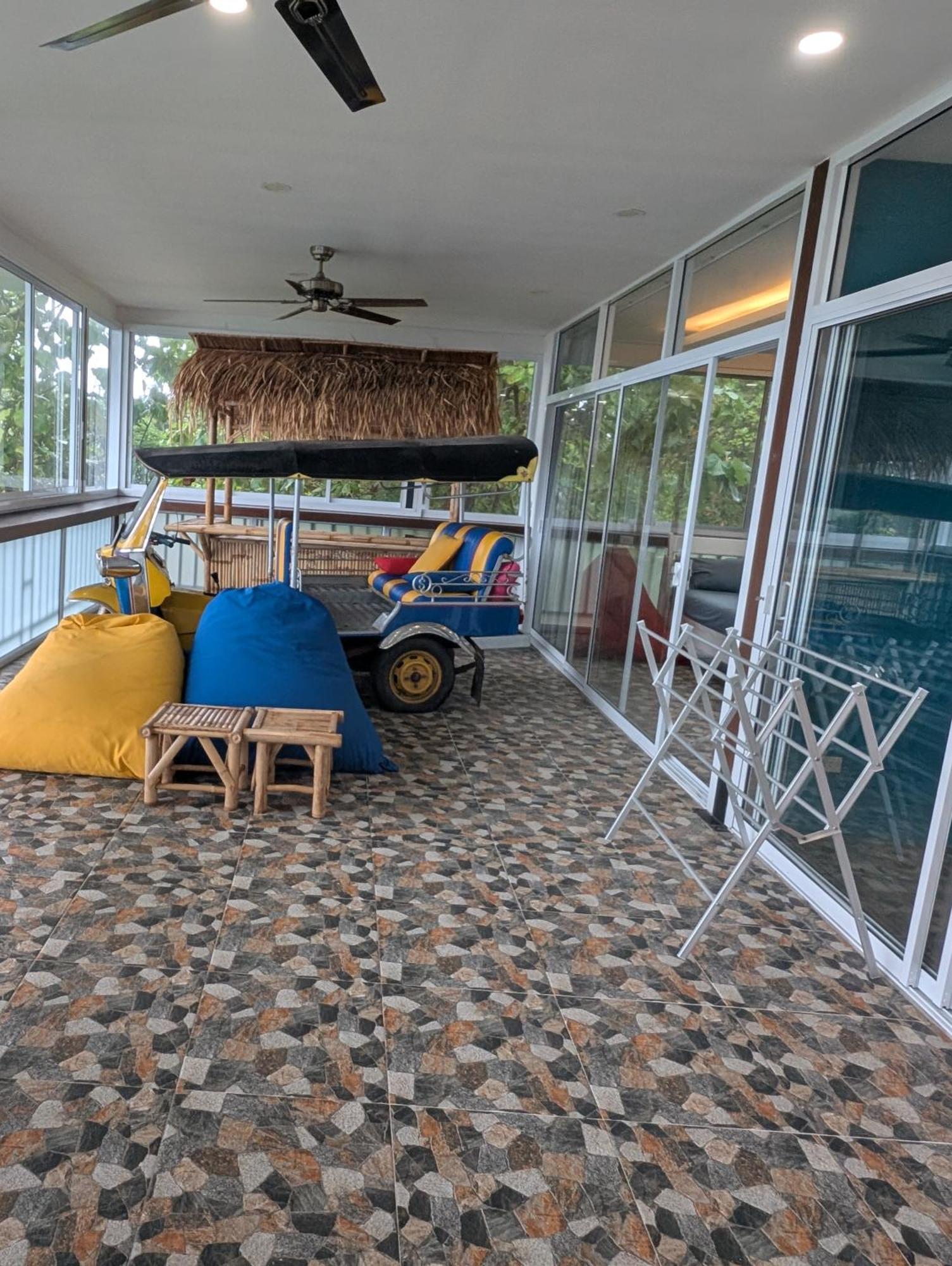 Koh Tan Cuisine High View Villa Taling Ngam  Exterior photo